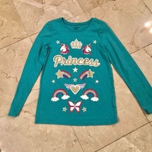 Girls graphic long sleeve tee in size medium.